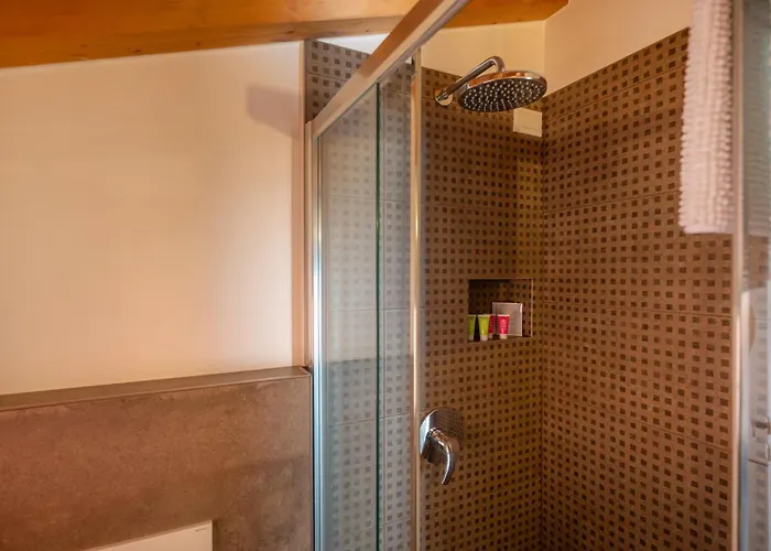 住宿加早餐酒店 Bellavista 卡普里诺韦罗内塞